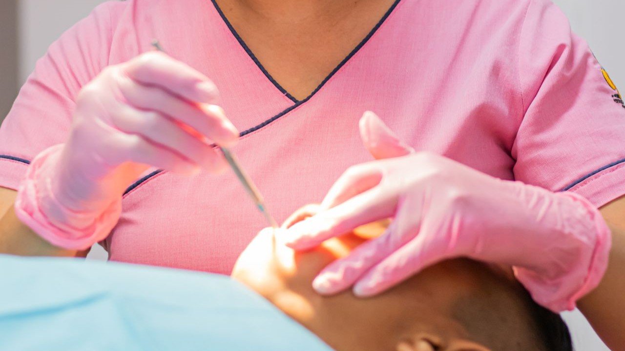 Descubre la Calidad en Casa Dental Eduardo Daza