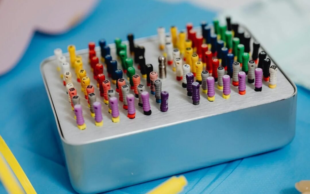 Endodoncista Moderno e Instrumentos Esenciales